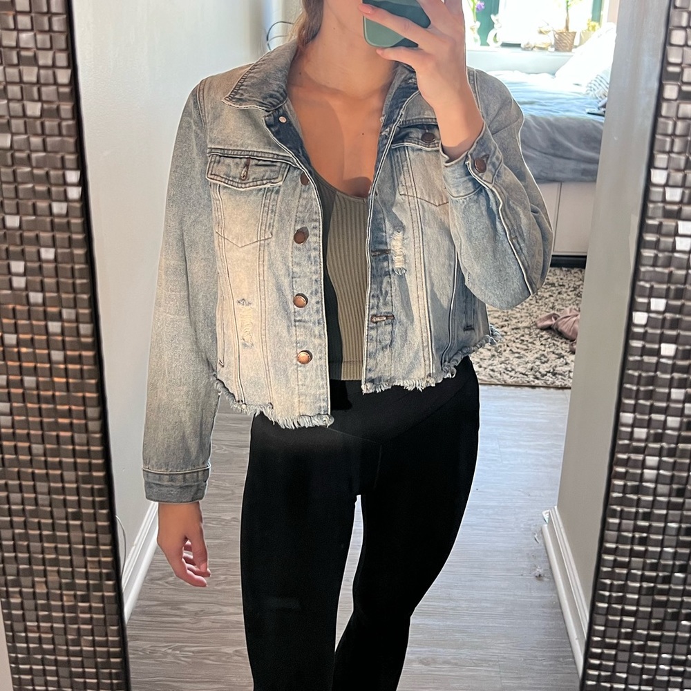 Salvaje Denim Jacket Short - Light Wash